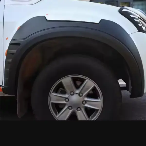 Isuzu D-Max Fender Flare