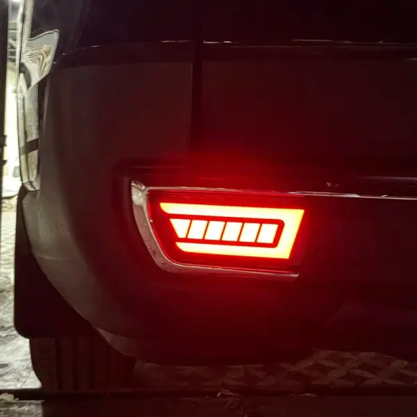 Mahindra Scorpio N 2D Red Bumper Reflector Matrix