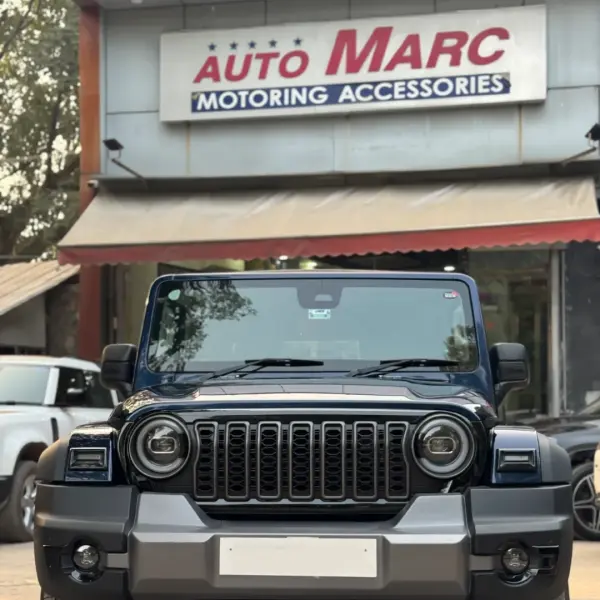 Thar Roxx Rubicon 2025 Looks Grill in Gloss Black with Metallic Gray Slots