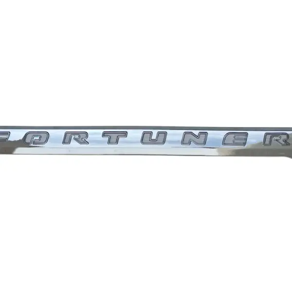 Toyota Fortuner 2012 Dicky Panel Chrome Black